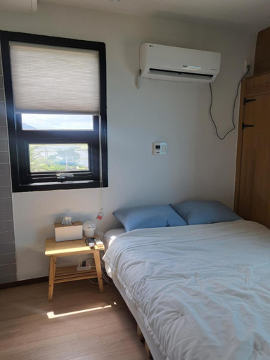 Others 4, Beau Blue Pension, Jeju
