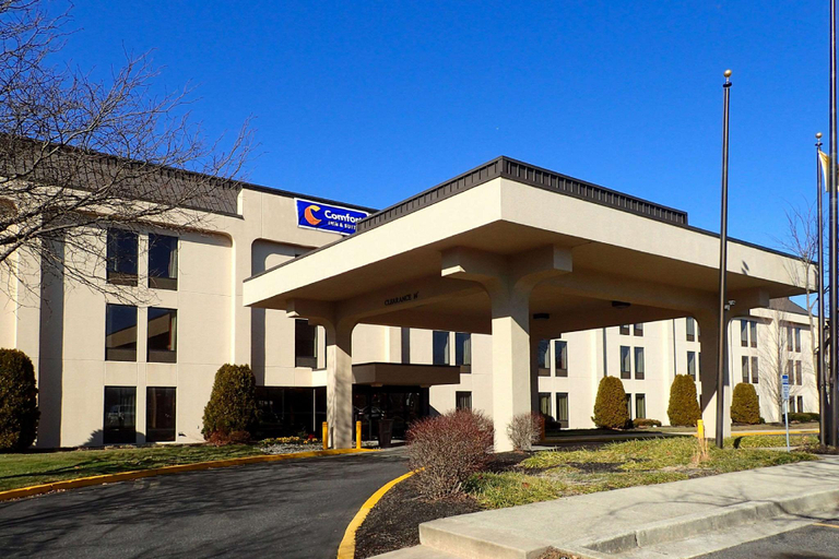 Others 5, Comfort Inn & Suites Mt. Holly - Westampton, Burlington