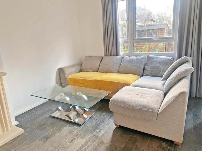 Others 2, Albert Bridge spacious double room, London
