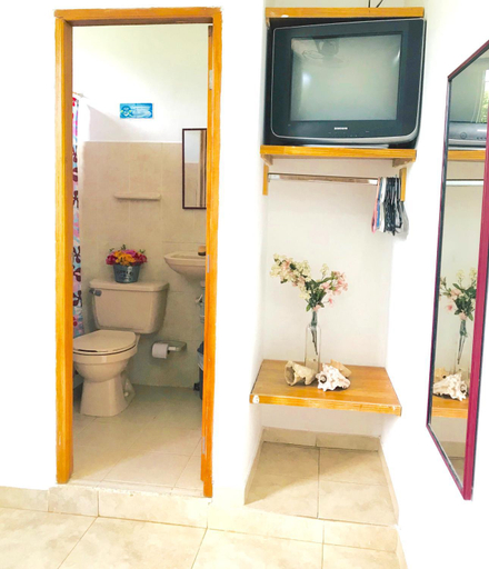Others 5, CasaHotelMarly, Santa Marta (Dist. Esp.)
