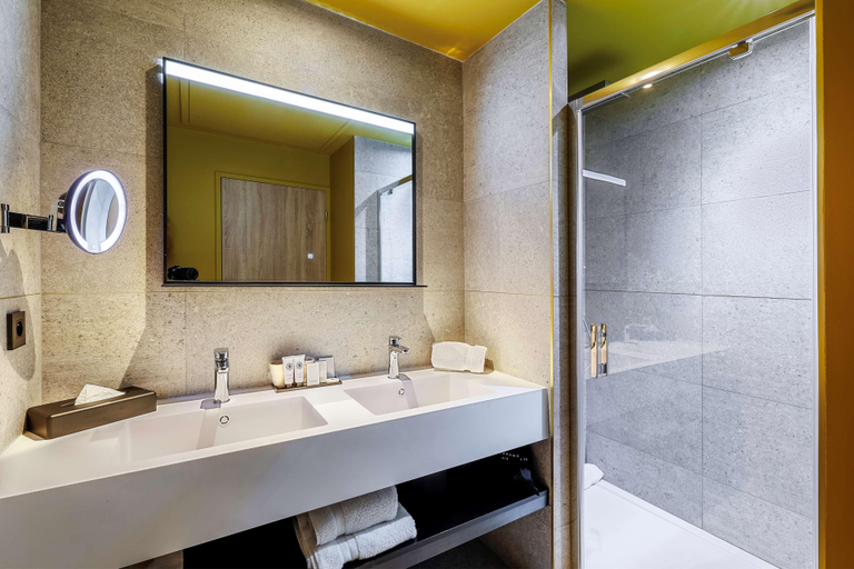 Bedroom 3, Leprince Hotel Spa, BW Premier Collection, Sarthe