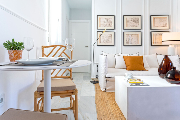 Others 3, Genteel Home Claudio Marcelo, Córdoba