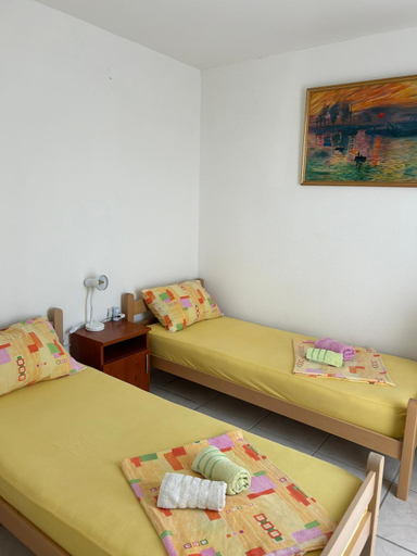 Others 5, Apartmani Laki Kruce