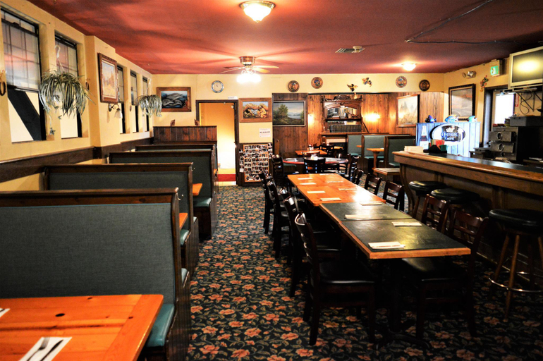 Others, GuestHouse Enumclaw, King
