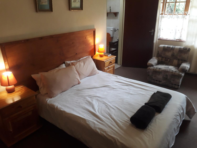 Others 5, Bedrock Guesthouse, Mangaung