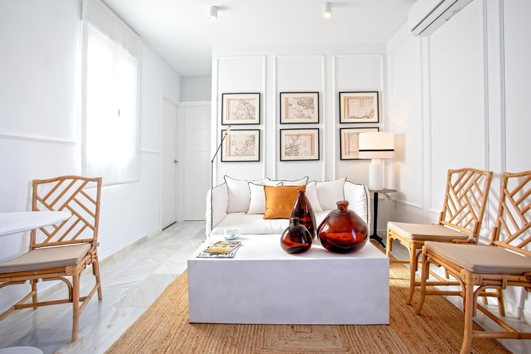 Others 5, Genteel Home Claudio Marcelo, Córdoba