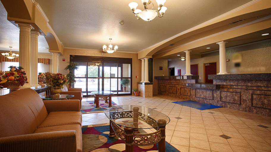 Public Area 2, SureStay Plus Hotel by Best Western Quanah, Hardeman