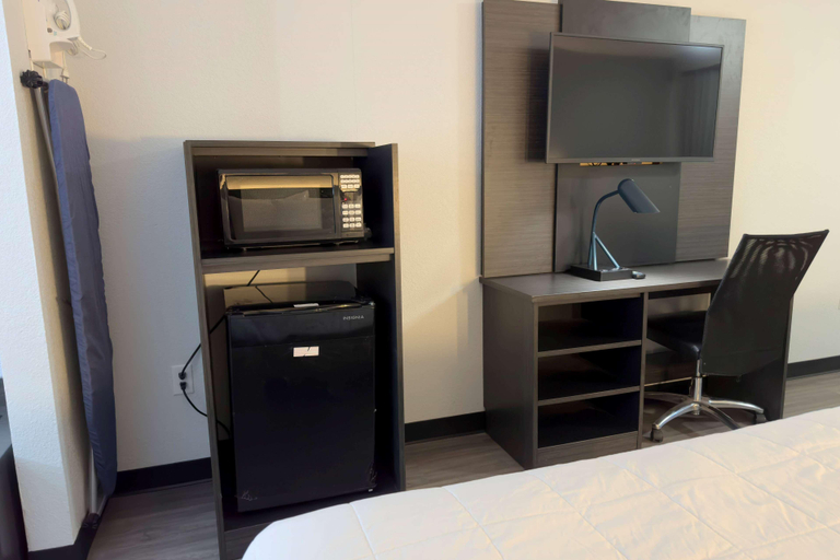 Bedroom 3, Baymont by Wyndham Rock Hill, York