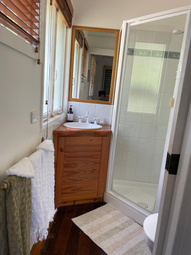 Bathroom 2, Noosa Hinterland Escape, Noosa Bal