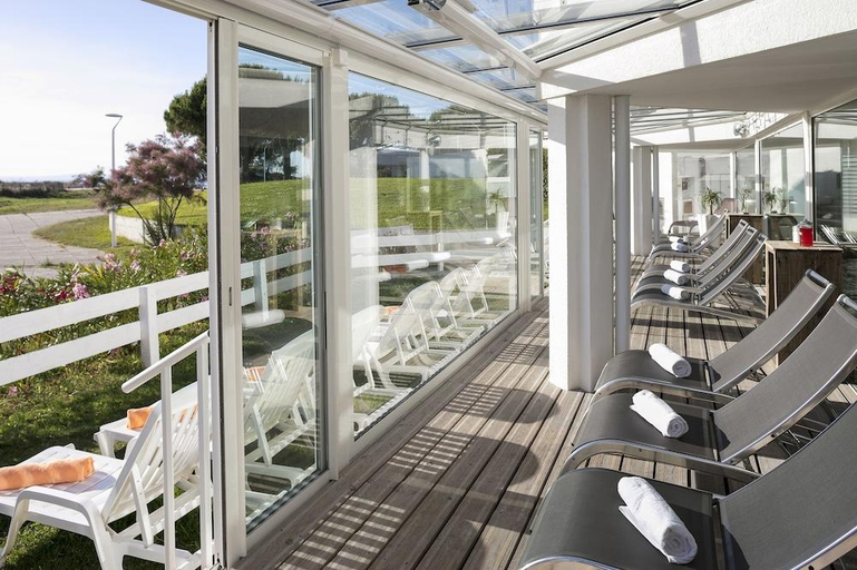 Others 5, Mercure Thalassa Port Camargue, Gard