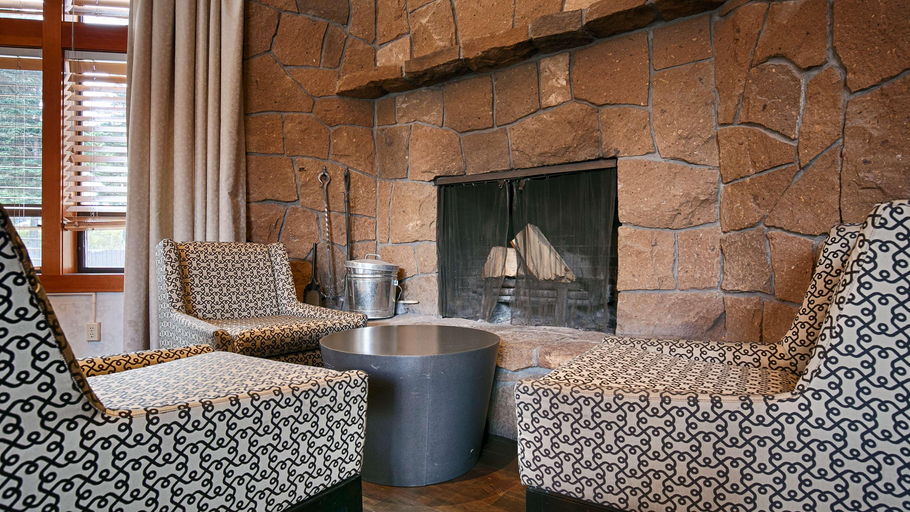 Public Area 2, Best Western Mt. Hood Inn, Clackamas
