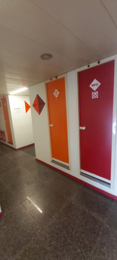Others 5, Hotel Holiday Lyon Est, Rhône