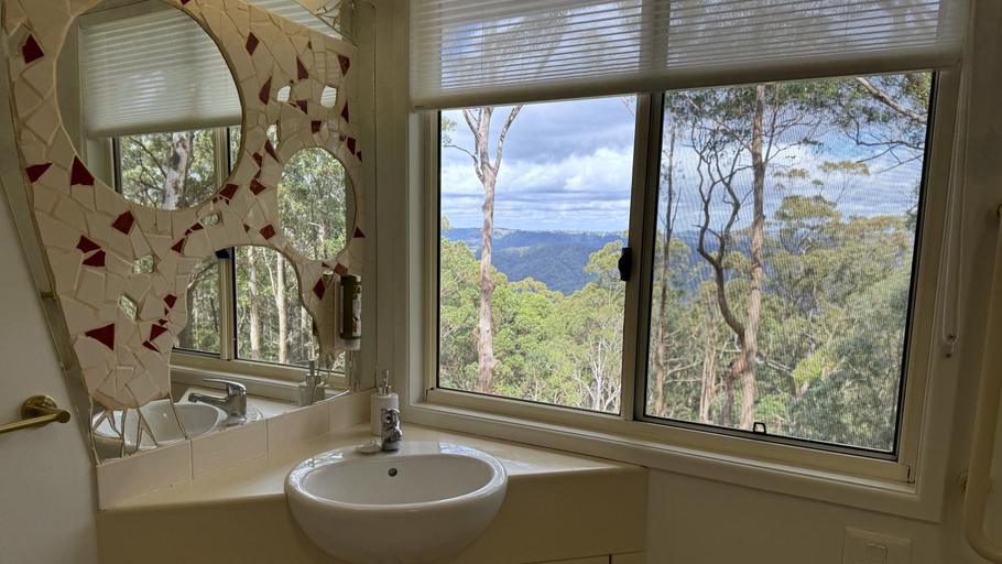 Bathroom 3, Heaven in the Hills Retreat, Caloundra - Hinterland