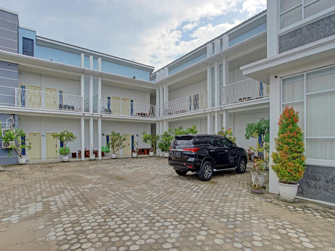 Others 2, OYO 90404 Pringombo Homestay 2 Syariah, Tanggamus