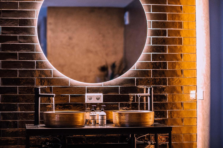 Others 5, B&B Spa Goud, Tilburg