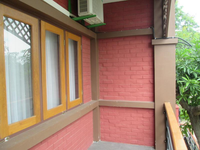 Others 4, Pyi Guest House, Taunggye