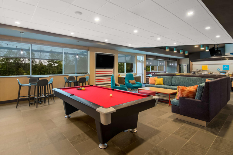 Public Area 2, Tru By Hilton Wilson, Wilson