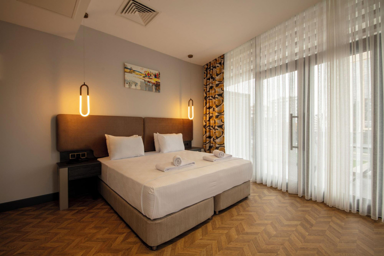 Bedroom 4, V Center Hotel, Yomra