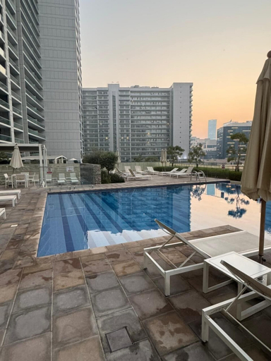 Pool 2, 1BHK in Business Bay.Burj View.Balcony, Dubai
