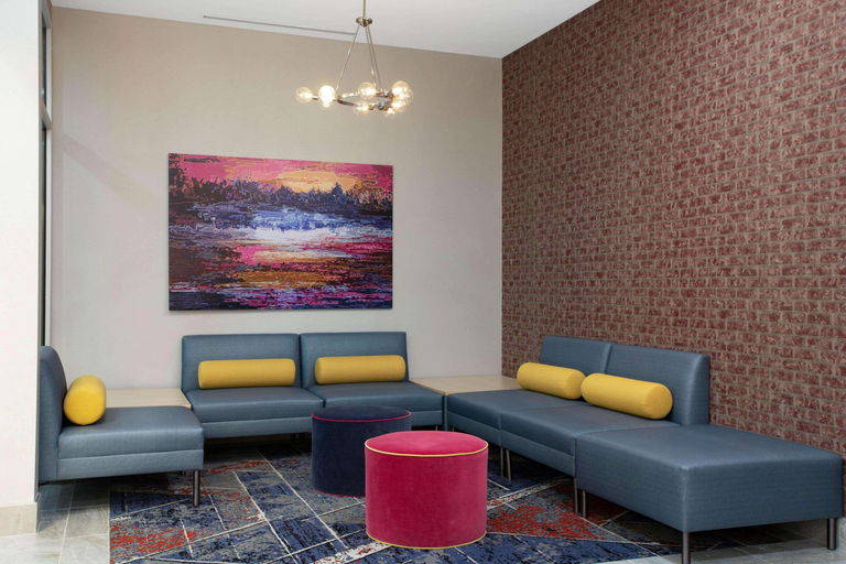 Public Area, La Quinta Inn & Suites by Wyndham Manassas Va-Dulles Airport, Prince William