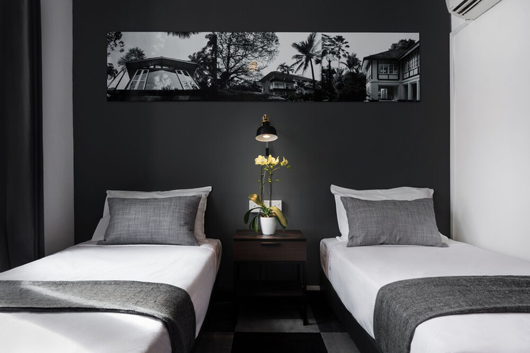 bedroom 28