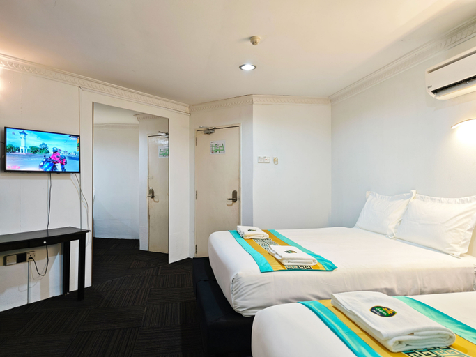 Hotel Ma'Wa Kota Bharu Room Type - Triple Room (No window)