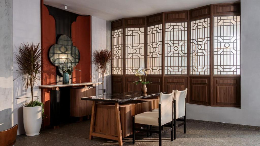 Food & Drinks 4, Express by M Village Vo Van Kiet, District 1