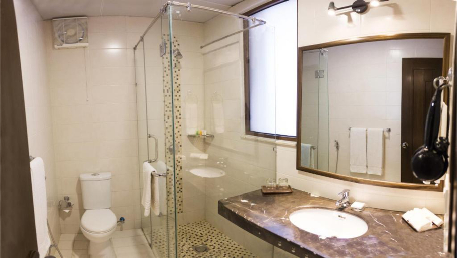 Bathroom 4, S Chalet Islamabad, Islamabad