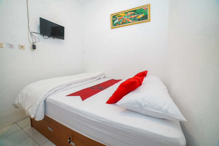 Bedroom 3, Halona Taraman Guest House by Yurooms, Sleman