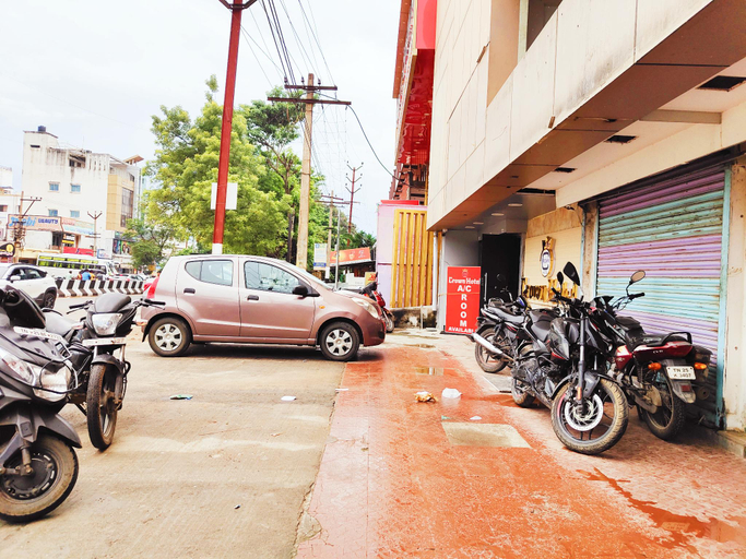 Others 2, Crown Hotel, Tiruvannamalai
