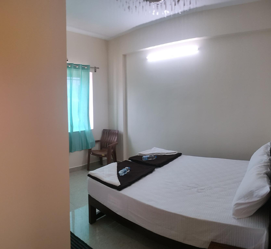 Others 3, Sia Inn Gokarna, Uttara Kannada