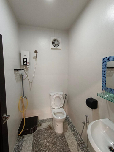 Bathroom 2, Langkawi Lubuk Private Villa Jacuzzi Pool 20pax, Langkawi