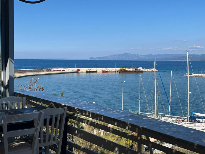 Others 2, Karnagio Rooms, Peloponnese