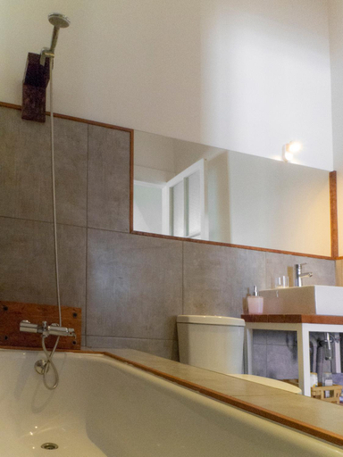 Bathroom 2, El Navegante B&B, Valparaíso