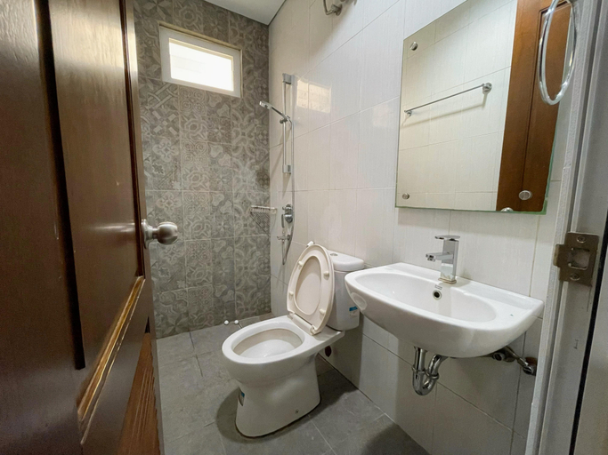 Bathroom 3, Sighma Palem Merah Senopati, Jakarta Selatan