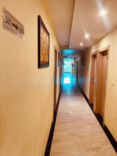 Others 5, Hotel Horizon Plaza, Gwalior