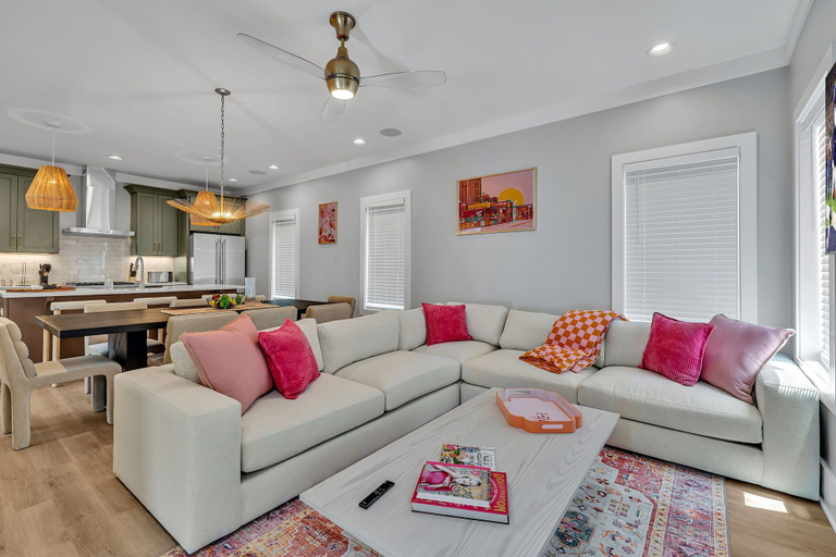 Interior 5, Alto-private Rooftop Deck-8 Mins to Broadway, Davidson