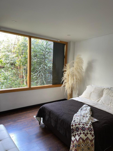 Others 2, Athos Hotel Boutique, Pensilvania