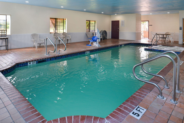 Sport & Beauty 4, Americas Best Value Inn&SuitesHouston Fm 1960/ I45, Houston