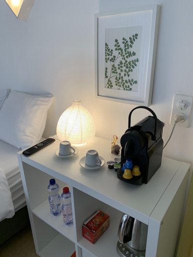 Others 2, JOY06 Mango Spirit Suites, Neuchâtel