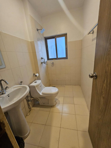 Bathroom 4, Hotel Little Buddha, Lumbini