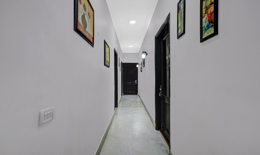 Public Area 3, Itsy Hotels Connaught Mews, Delhi