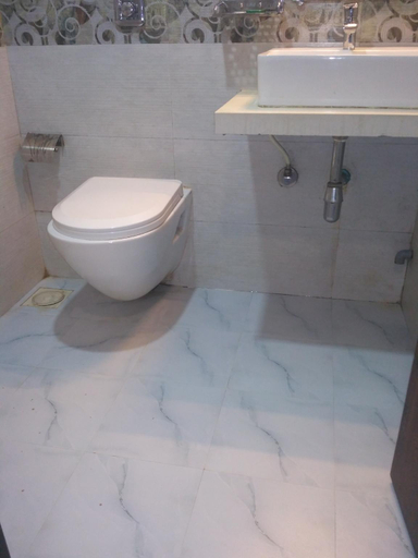 Bathroom 2, Hotel Avenue - Mumbai, Mumbai Suburban