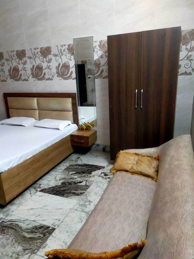 Interior detail 3, lvy Hotel And Restaurant, Hoshiarpur