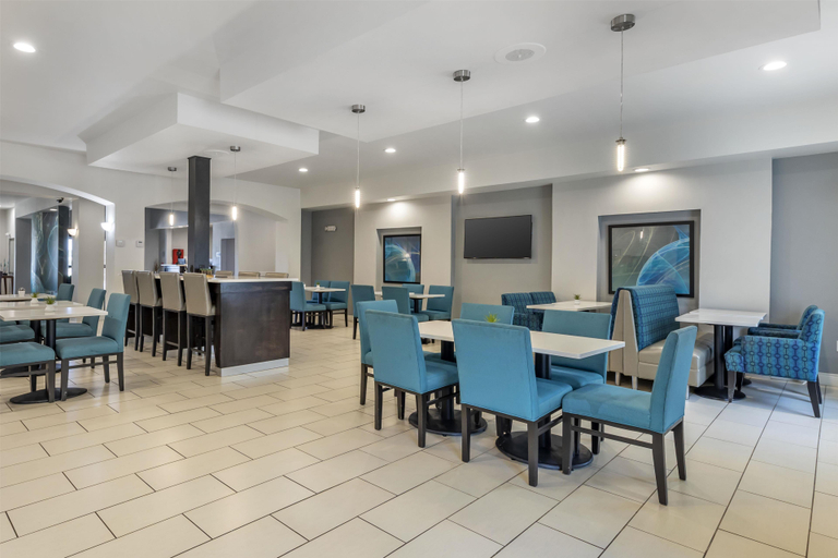 Food & Drinks 5, Best Western Plus Pauls Valley, Garvin