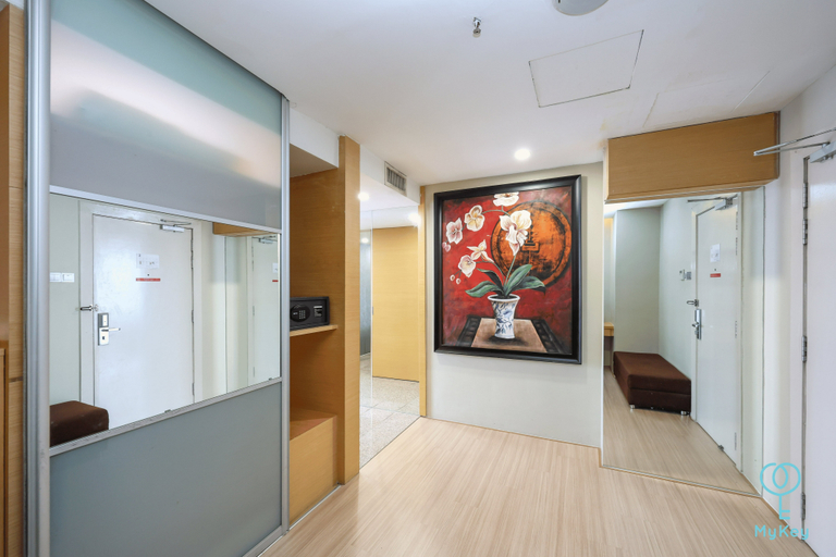 Empire Suites Subang by MyKey - Tap to explore photos