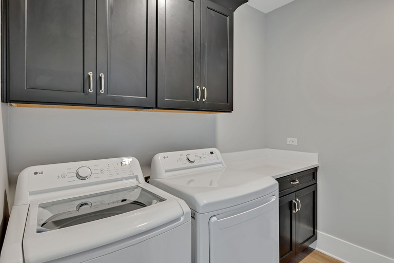 Interior 4, Tenor - Private Rooftop - 8 Mins to Broadway, Davidson