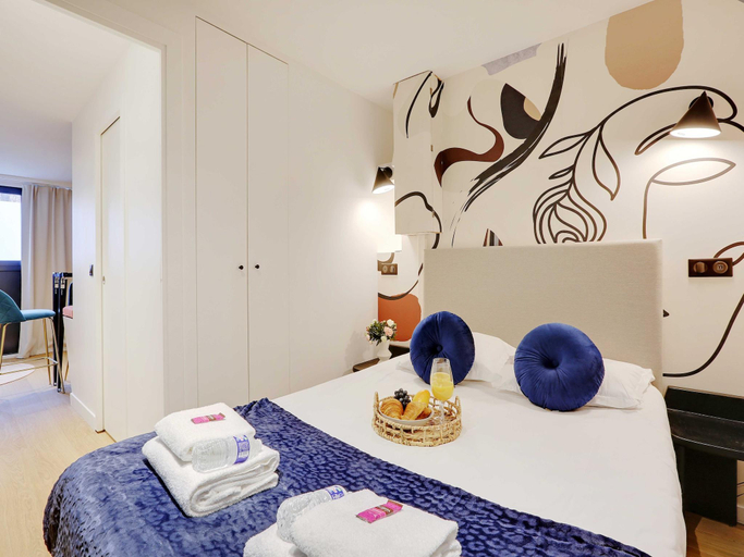 Others 4, Charming apartment near Marais, Paris