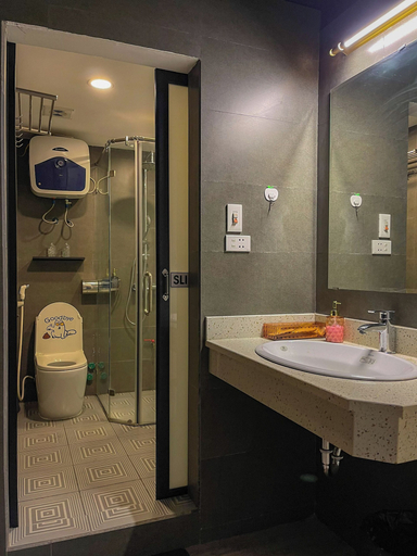 Bathroom 4, ZEUS LIVING OLD QUARTER HANOI, Hoàn Kiếm