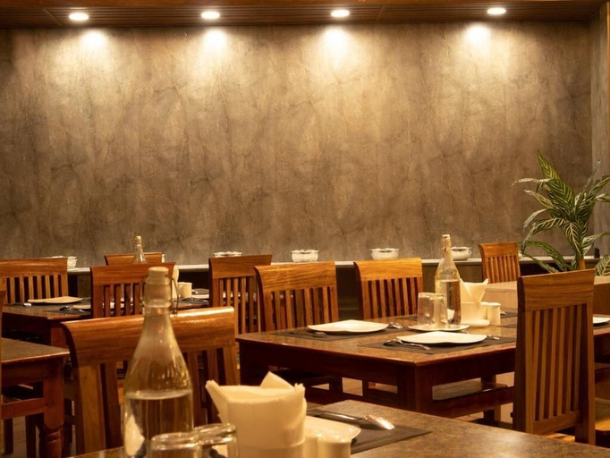Restaurant 5, MJ Resort, South Andaman